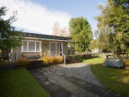 Accommodation Fiordland -The Three Bedroom House At 226A Milford Road Te Anau Eksteriør billede